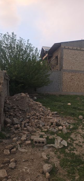 2 сотих ер сотилади