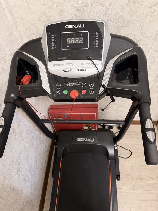 Беговая дорожка Genau