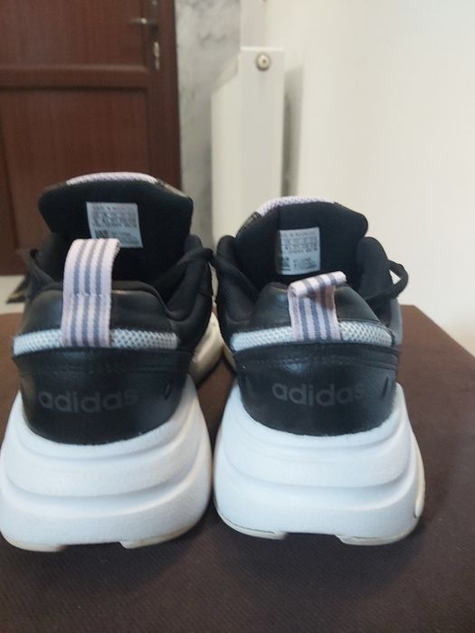 Adidasi dama Adidas mărimea 37