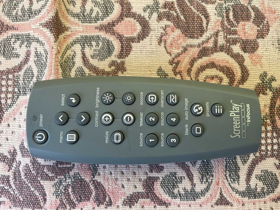 InFocus ScreenPlay 4805