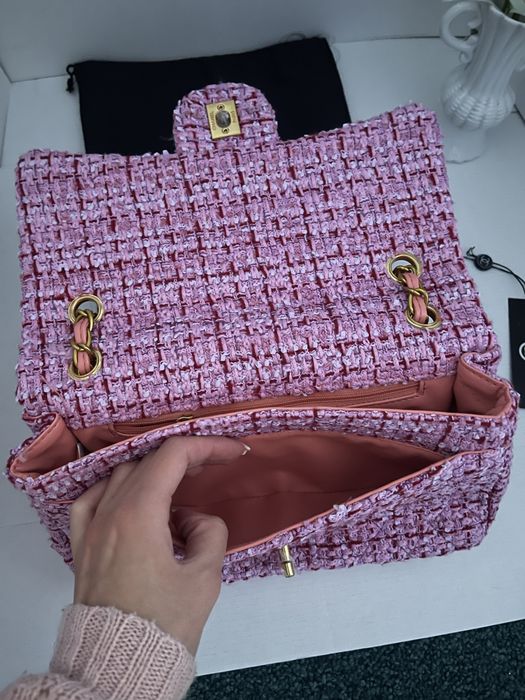 Цикламена лилава розова чанта Шанел Chanel Маркова сериен номер топ