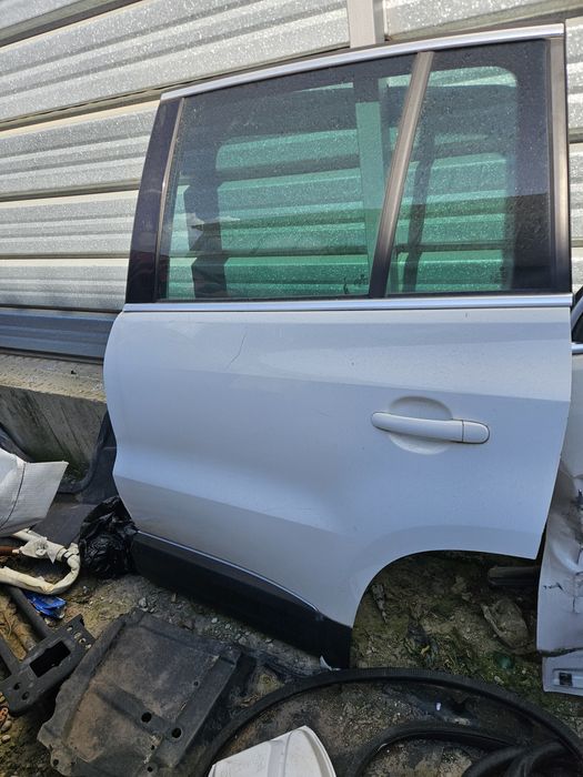 Задна лява врата за Vw Tiguan 2013god