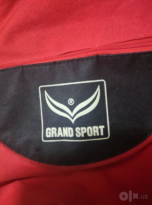 Спортивные фирменные сумки сборной Тайланда фирма Grand sport