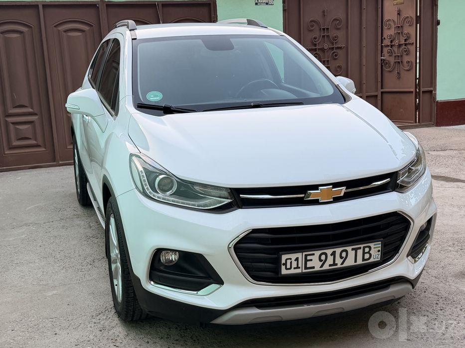 Продаетса срочно свой автомобиль Трекер