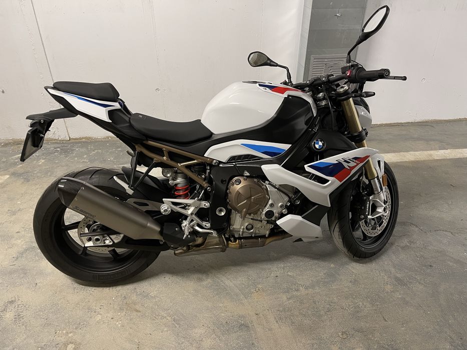 Bmw s1000r an 2022 mpacket