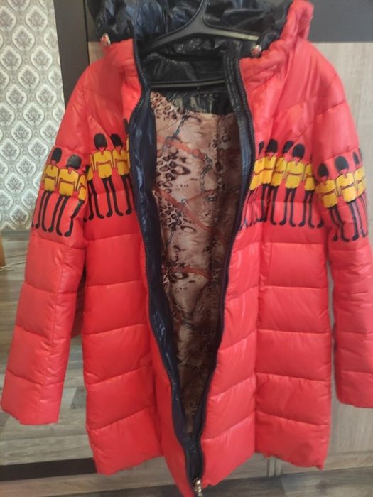 Продам куртку на весну