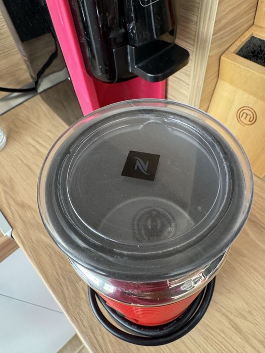 Nespresso Aeroccino 3  система за разпенване на мляко