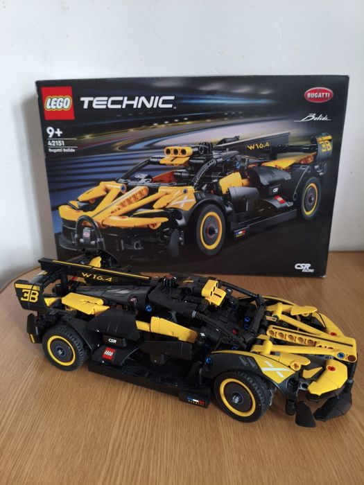 LEGO Technic 42151, Bolid Bugatti, 905 piese, 9+ ani