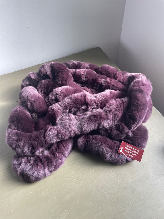 Fular din blană de iepure, nou, cu eticheta, brand (Victoria X. Wang)