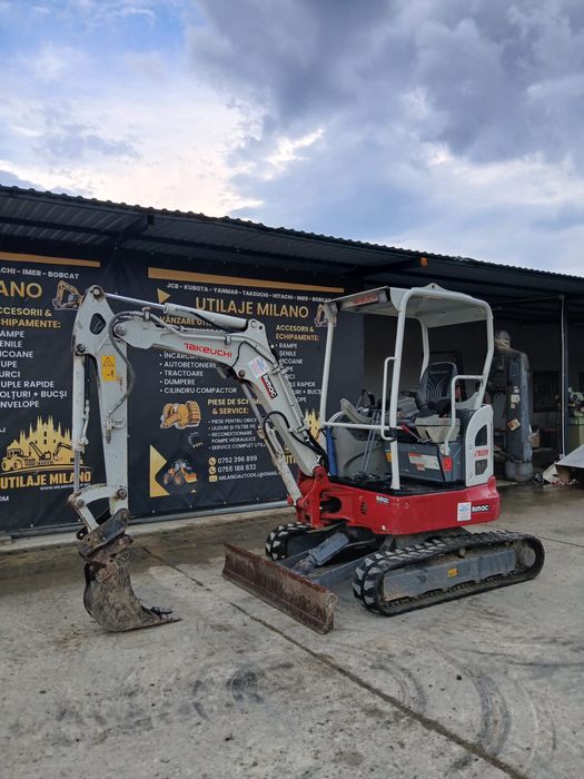 Miniexcavator Takeuchi 2500 kg an 2022