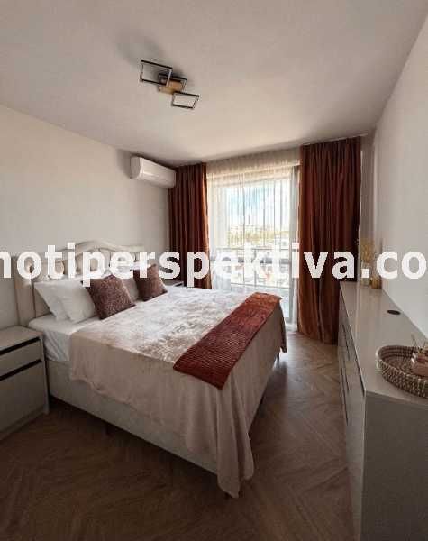 Продава се Тристаен апартамент в Пловдив, Тракия - 100 кв.м за 969 €/кв.м - Снимка #4