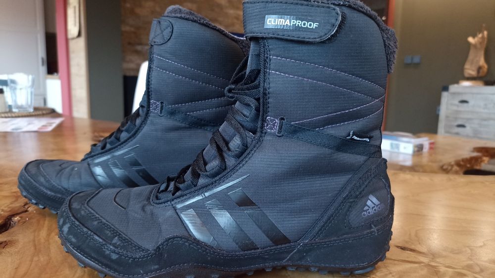 Топли зимни водоустойчиви боти Adidas Climaproof