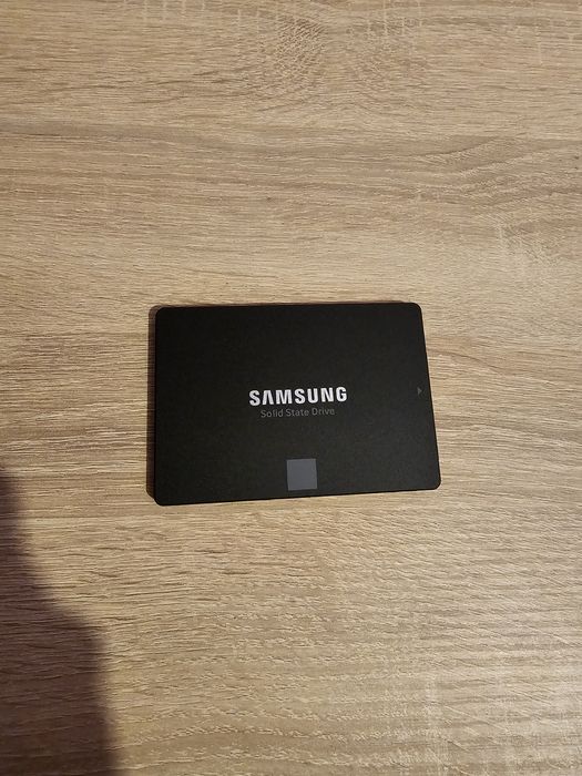 Vând! Ssd samsung evo 870