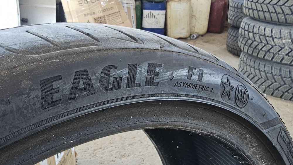 2 броя летни гуми Goodyear 225 40 19