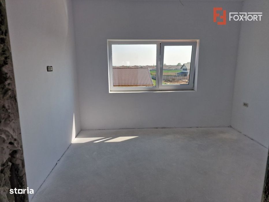 Apartament cu 3 camere la etajul 2 - zona Bucovat