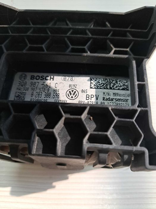 Distronic cu suport  cod 3Q0907561C VW Passat B8