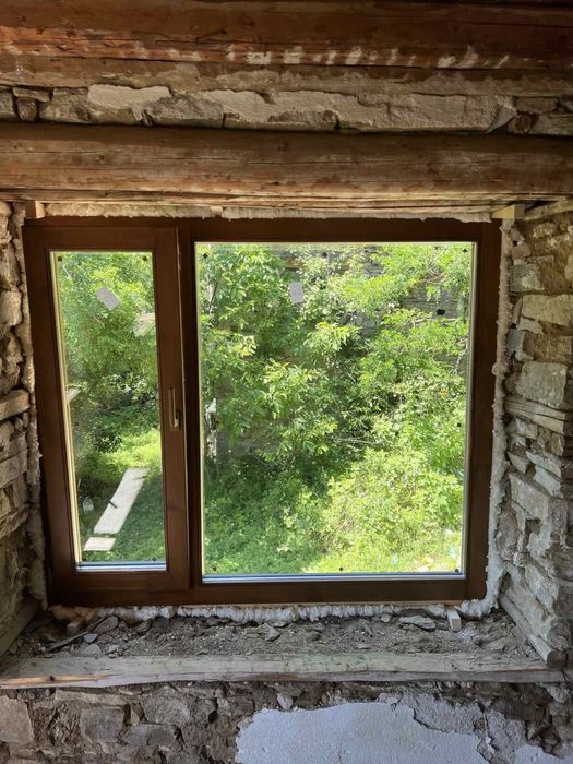 Изработка на дървена дограма троен стъклопакет