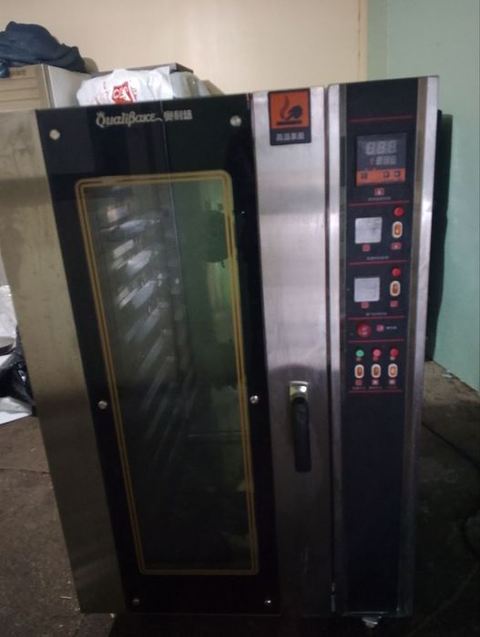 Конвекционая печь  10 лист