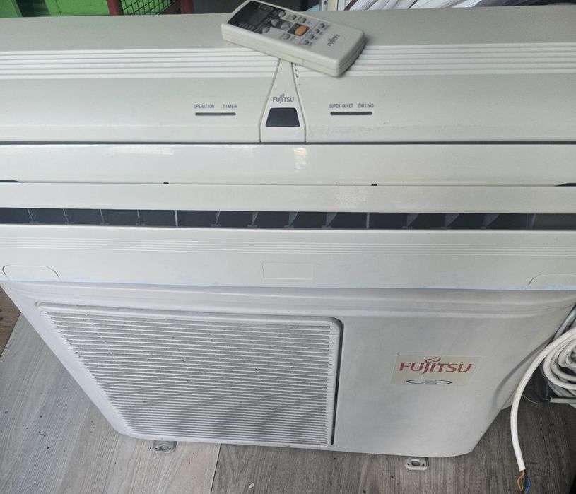 Vând aer conditionat Fujitsu, SH ,cu montaj inclus