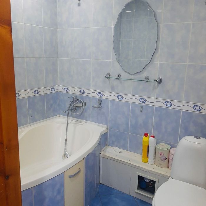 Продается 2 ком. на Ахмад Югнаки