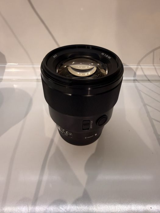 Отличен! Sony 85 f1.8