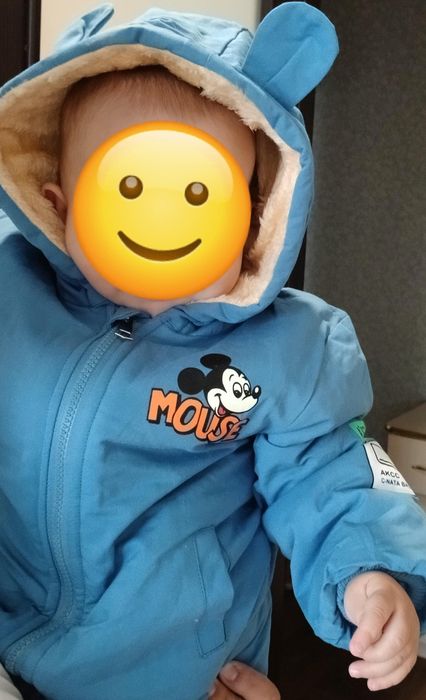 Продам куртку осень весна