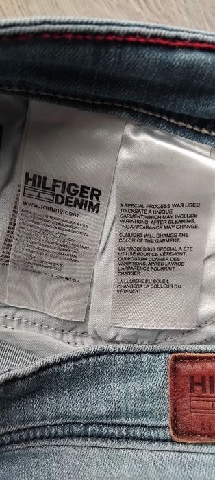 Blugi Tommy Hilfiger dama