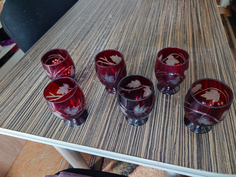 Lot set 6 pahare rubin