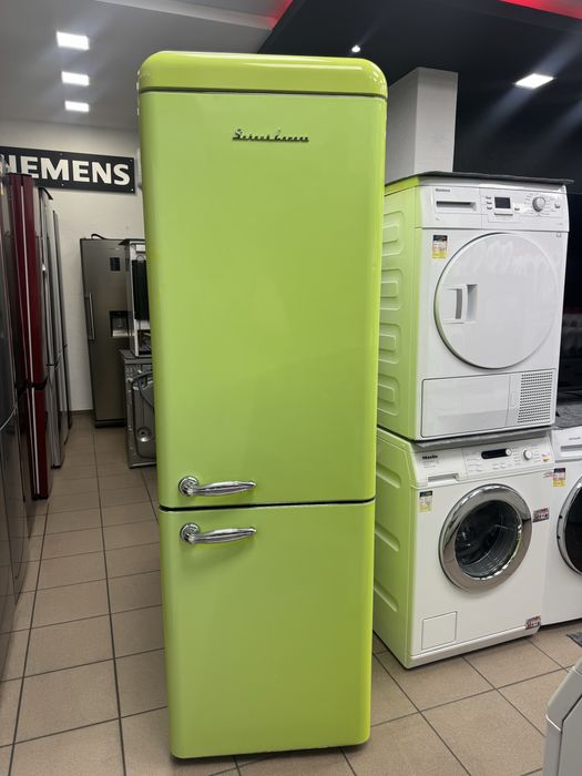 Ретро хладилник Shaub Lorenz