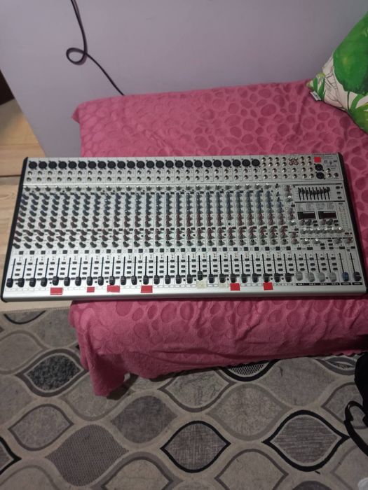 Озвучителна система -апаратура.