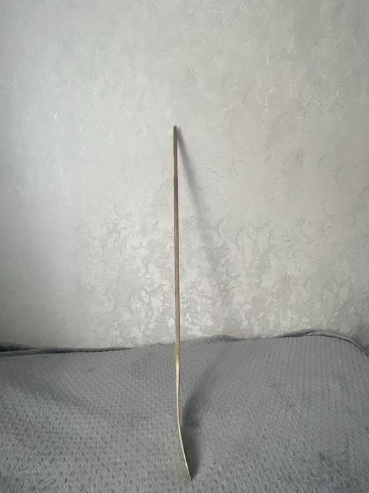 продаю хокейную клюшку