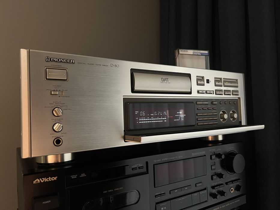 Pioneer DAT D-80