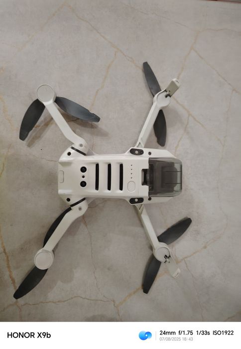 Дрон dji mini 2 two way charging hub