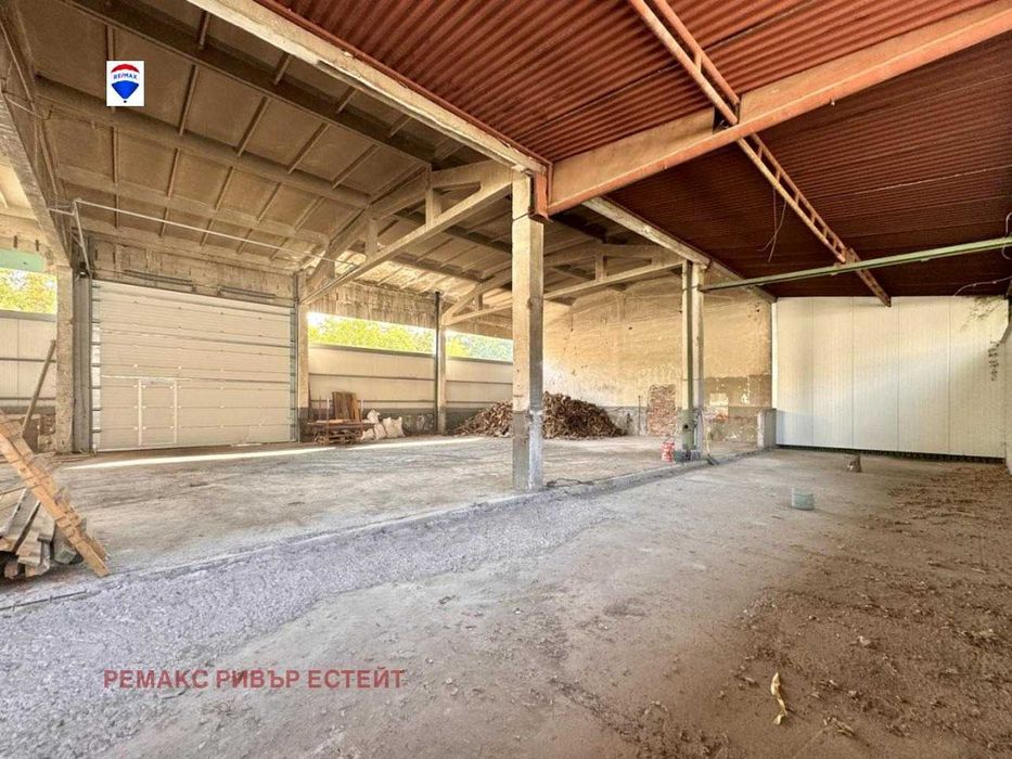 Продава се Промишлена сграда в Русе, Здравец Изток - 940 кв.м за 350 €/кв.м - Снимка #8