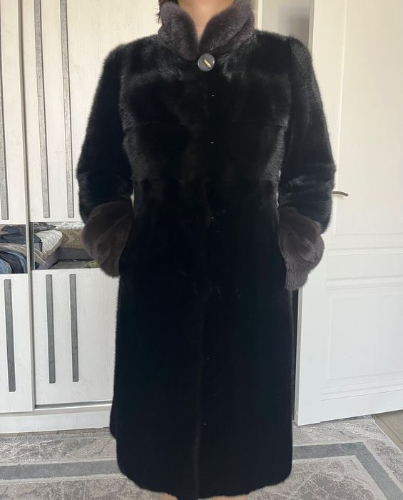 Продам норковую  шубу