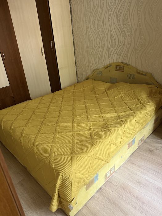 Продаю двухспальную кровать
