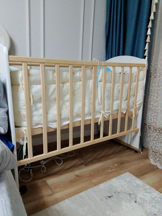 Детская кровать (манеж).