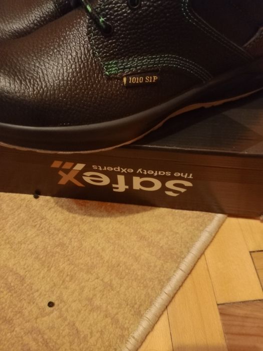 Мъжки работни обувки нови