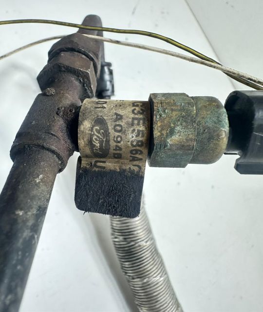 Conducta servodirectie A094b Ford Focus prima generatie