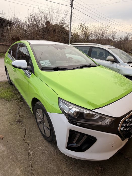 Такси под наем Пловдив HYUNDAI IONIQ TAXi 1.6 Hybrid