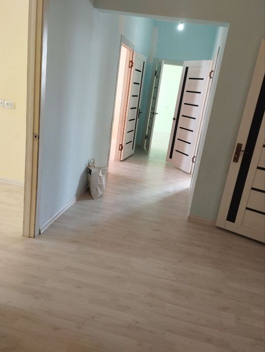 Jizzax viloyati Olmazor sityda 16etajkada 28dom 26-kvartira sotiladi.