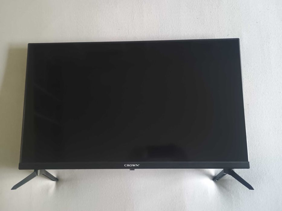 Телевизор за части CROWN 32FB22