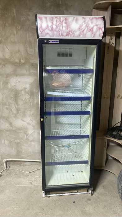 Холодильник под напитки