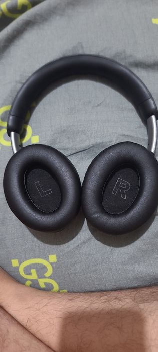Bose naushnik b/u