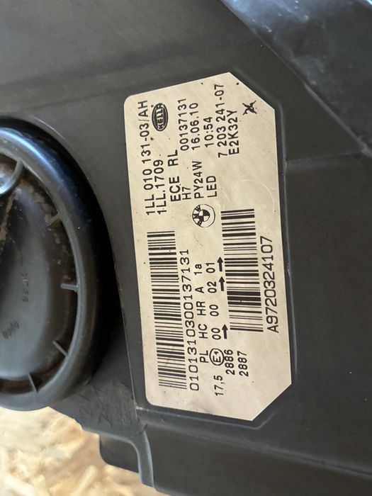 BMW F10 F11 Фарове H7 HELLA ляв + десен комплект