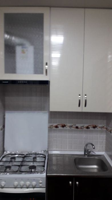 Shayhontohur tumani Navoiy ko'chasi 30 a 14 kv 3 xona uy sotiladi