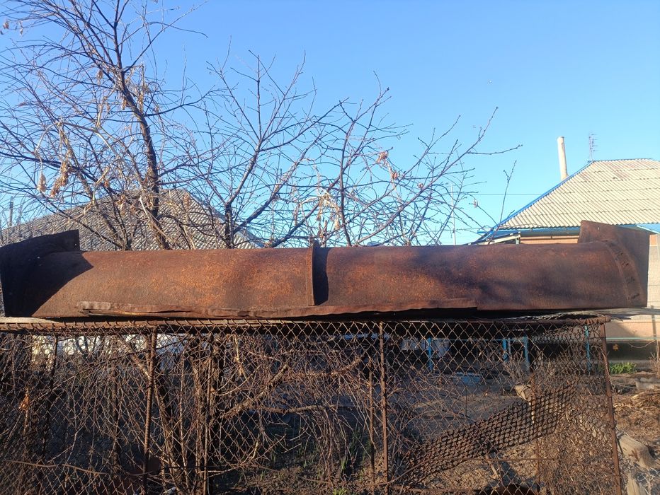 Продам карыто большое железное  для  коров ,баран