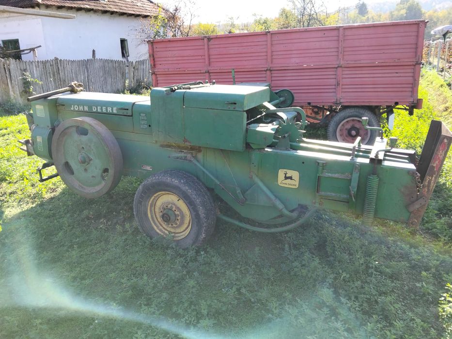 Presă baloți John Deere 224