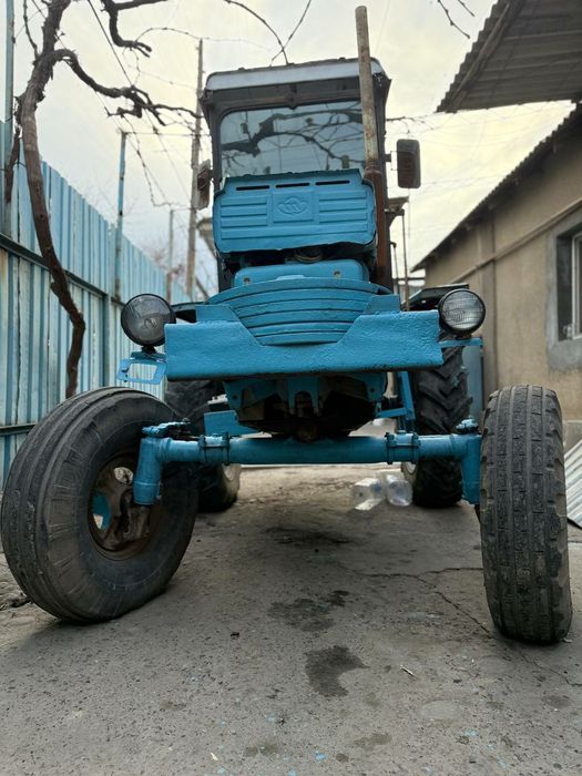 Продаётся трактор т 28 х4