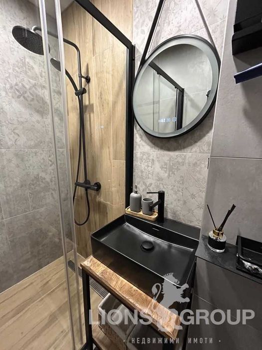 Дава се под наем Тристаен апартамент в Варна, Бриз - 110 кв.м за 1300 € - Снимка #14